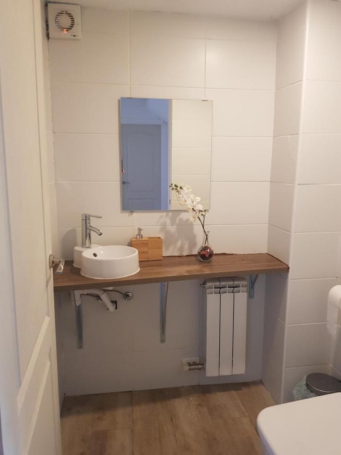 Apartament Vall De Montserrat Castellbell i Vilar المظهر الخارجي الصورة